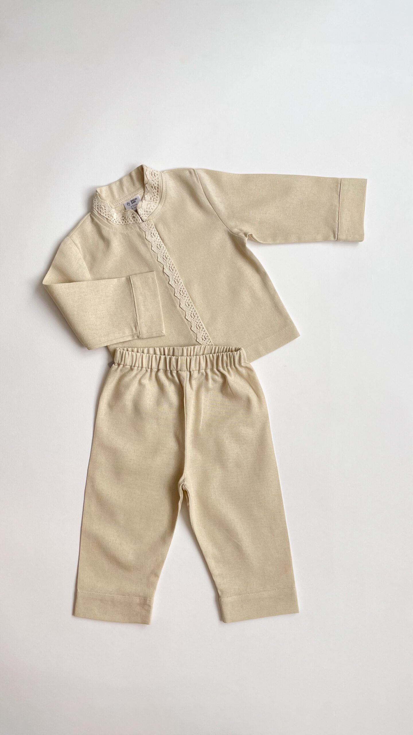 costum botez baietei